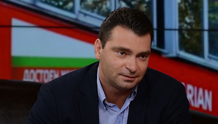 Калоян Паргов добави, че не вижда къде точно е ръстът на инвестициите през миналата година