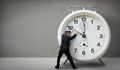 Бизнесът може да реагира с лятно работно време