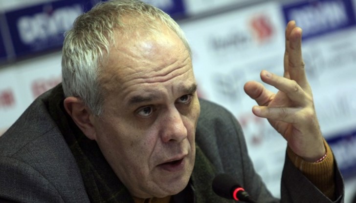 Гинка е подставено лице – това и на бебетата е ясно Гинка е подставено лице – това и на бебетата е ясно