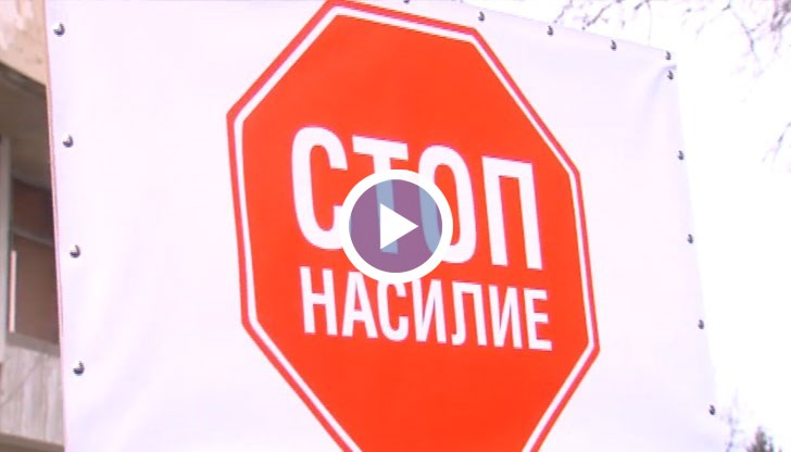 Скандалният случай е от Панагюрище, когато родителите на 2-годишно момче констатирали, че по цялото му тяло има синини
