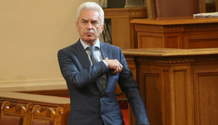 Волен Сидеров иска анкетна комисия, която да изясни истината Волен Сидеров иска анкетна комисия, която да изясни истината