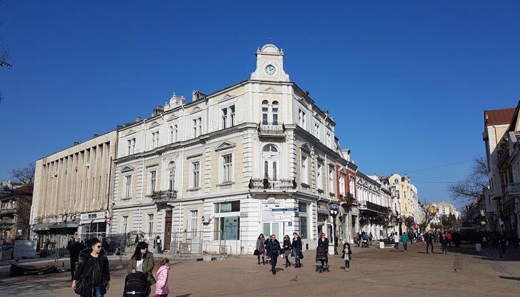 Най-много нощувки са от гости от Румъния, следвани от граждани на Франция и Германия Най-много нощувки са от гости от Румъния, следвани от граждани на Франция и Германия