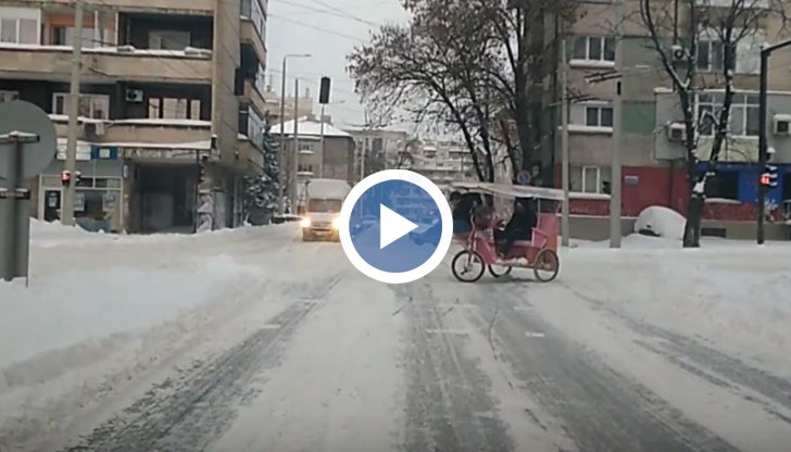 Хората започнаха да прибягват до алтернативни начини за придвижване и забавление
