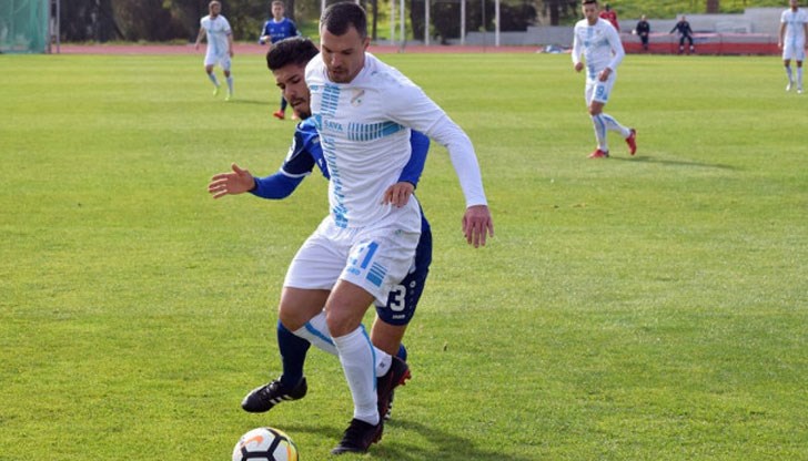 Валери Божинов започна добре в хърватския "Риека" и побърза да си измисли нов прякор