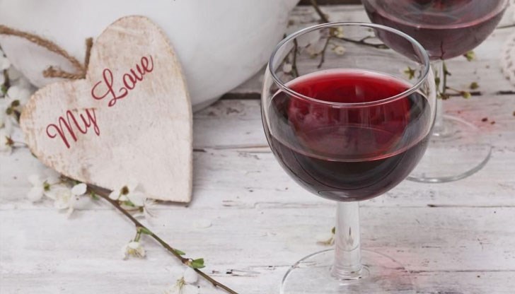 Поради заболявания се отменят изложба и представление на ДКТ - Сливен Поради заболявания се отменят изложба и представление на ДКТ - Сливен