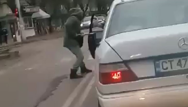 Братът на бияча е полицай