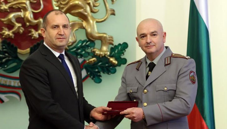 Проф. Венцислав Мутафчийски бе удостоен и с висше офицерско звание "бригаден генерал"
