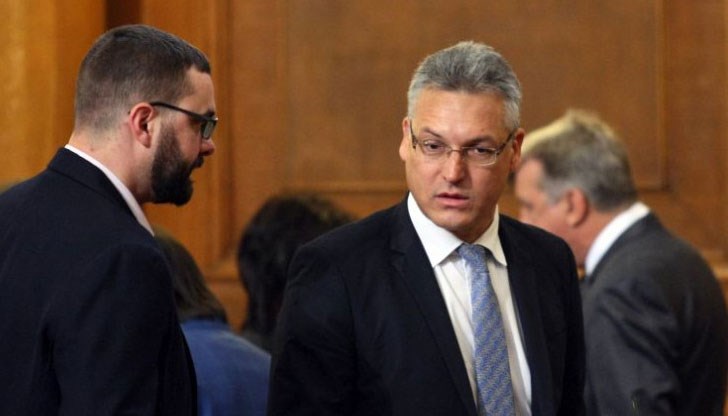 110 депутати от ГЕРБ, ОП и ВОЛЯ подкрепиха искането