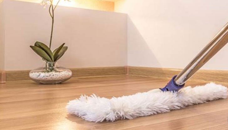 Как трябва да почистим, че наистина да се отървем от мръсотията и микробите, а не просто да ги разнесем равномерно из къщата