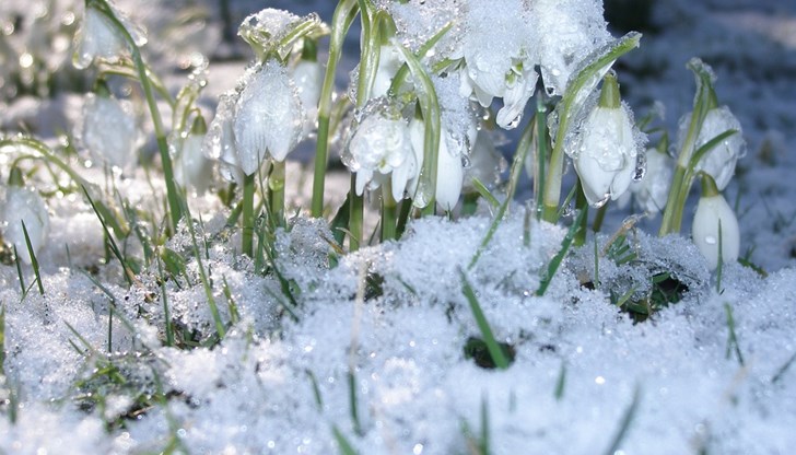 Топла въздушна маса ще доведе до бързо топене на снега