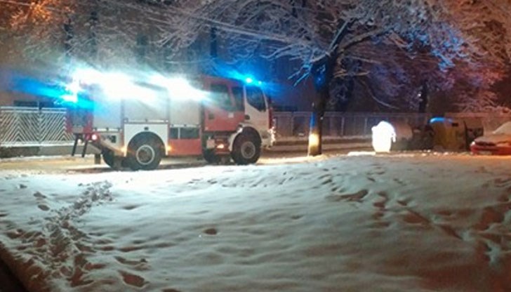 Пожарът е бил изгасен, като причината най-вероятно е била късо съединение Пожарът е бил изгасен, като причината най-вероятно е била късо съединение