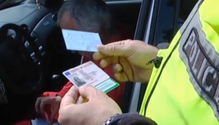 Шофьорска книжка ще се дава само ако кандидат-водачът има завършен десети клас, а не както до момента - основно образование