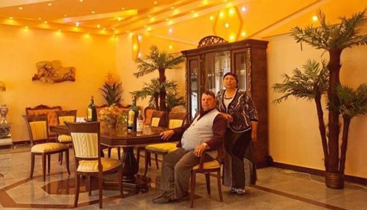 Ромите в Бузеску смятат, че изхождането в тоалетната в къщата я осквернява