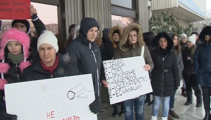 Родителското недоволство ескалира след случая на учителска агресия в детска градина "Брезичка" в Бургас