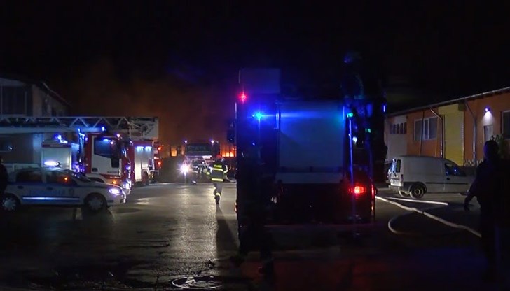 Причинителят на пожара получил обгазяване и огаrяния Причинителят на пожара получил обгазяване и огаrяния