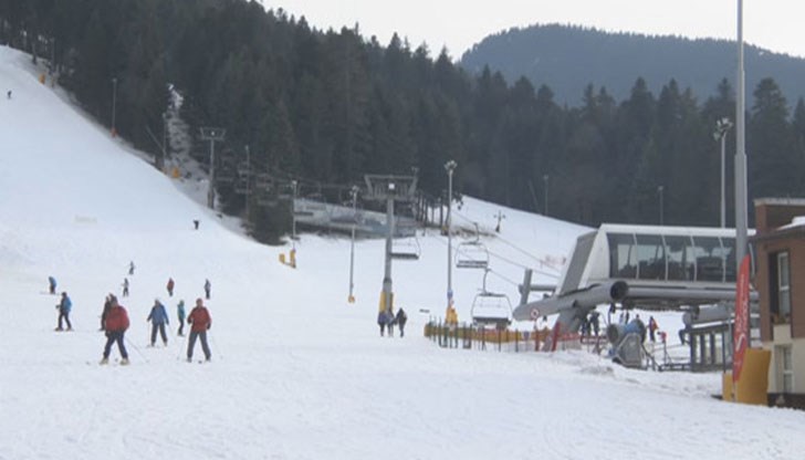 По първоначални данни, при инцидент на писта е загинало 4-годишно момченце