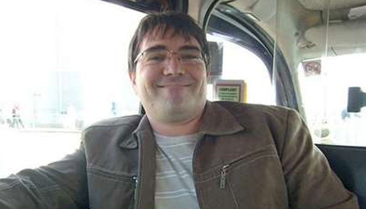 Общественикът е арестуван неправомерно и набеден, че иска да се пали пред Община Бургас Общественикът е арестуван неправомерно и набеден, че иска да се пали пред Община Бургас