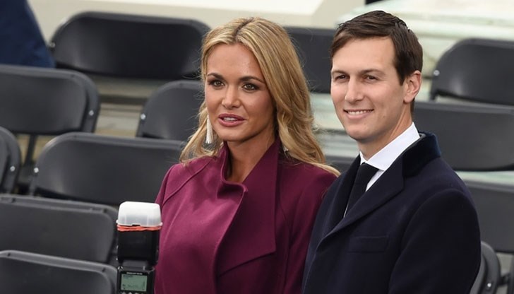 Ванеса Тръмп, съпруга на сина на американския президент, е приета в болница за прегледи като превантивна мярка, след като отворила писмо с подозрителен прах Ванеса Тръмп, съпруга на сина на американския президент, е приета в болница за прегледи като превантивна мярка, след като отворила писмо с подозрителен прах