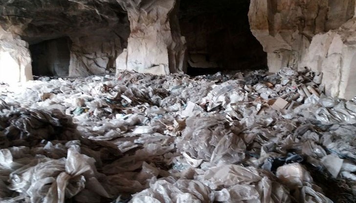 Пещерите, използвани за отглеждане на гъби, са пълни с отпадъци, установи екоинспекцията в Русе