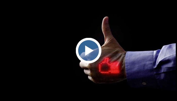 Устройството с дебелина 1 милиметър позволява на пациента да изпрати медицински данни на лекаря си