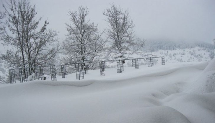 Вечерта започват валежи в цялата страна Вечерта започват валежи в цялата страна