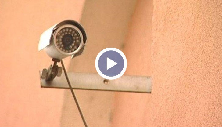 Общината смята да постави камери и в занималните на детските градини