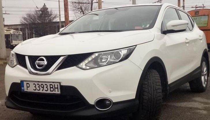 Началната цена на автомобила е 23 040 лв. без ДДС