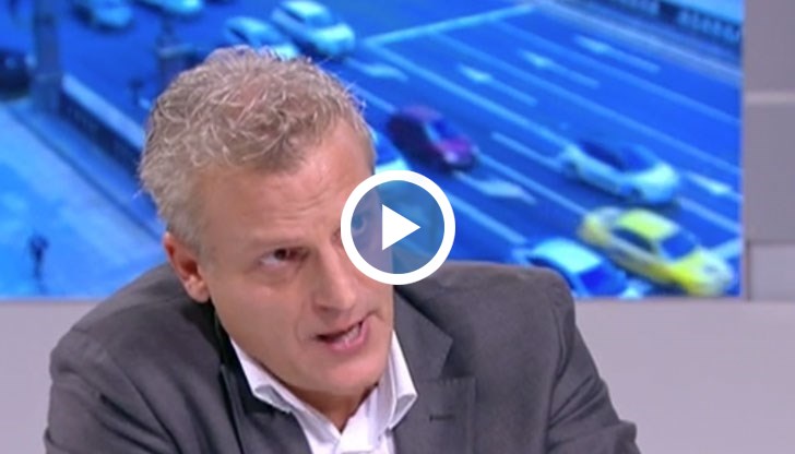 Аз съм абсолютно спокоен, защото съм защитил обществения интерес, заяви ексминистърът, предаден на съд