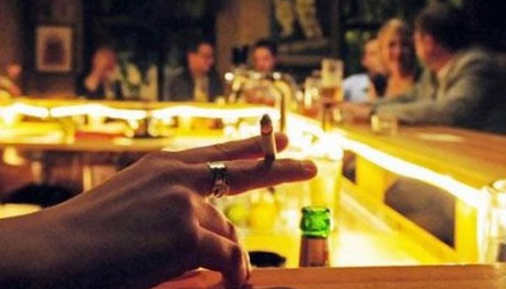 В ресторантите и баровете в Австрия ще се пуши свободно