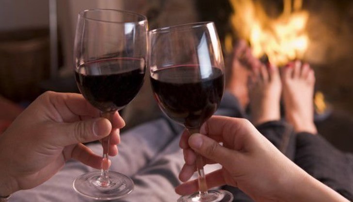 Съдържащият се в червеното вино полифенол ресвератрол може да се окаже мощен съюзник в отслабването.