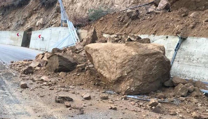 Багеристи ще дежурят цяла нощ