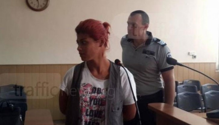 Младата майка уби 2-годишната си дъщеря по особено жесток начин Младата майка уби 2-годишната си дъщеря по особено жесток начин