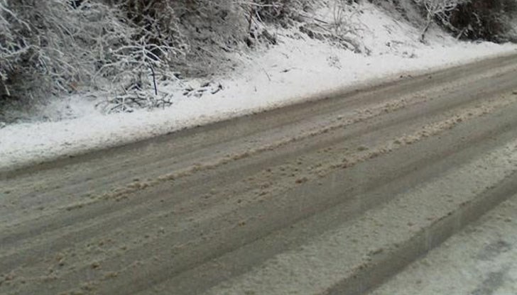 Община Русе умолява шофьорите да паркират в локалното платно, а не на бул. „България“ Община Русе умолява шофьорите да паркират в локалното платно, а не на бул. „България“