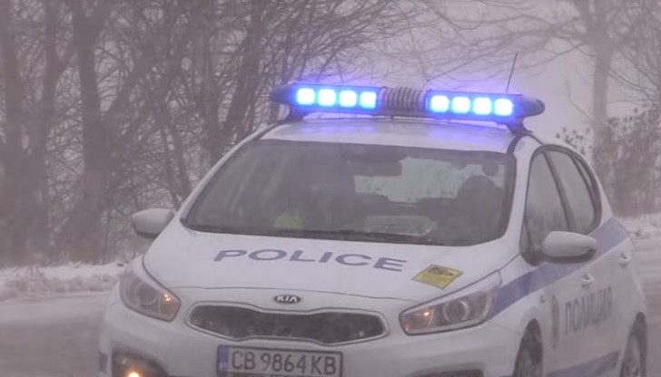 Два автомобила са катастрофирали на пътя Русе - Бяла