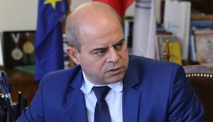 Според кмета всички кандидати за обществен посредник са некачествени? Според кмета всички кандидати за обществен посредник са некачествени?