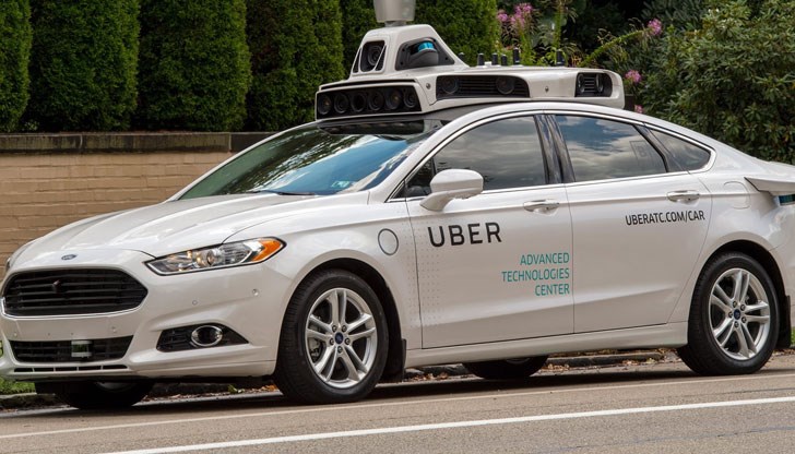 В момента на сблъсъка в колата е имало човек, но колата е работела на автономен режим В момента на сблъсъка в колата е имало човек, но колата е работела на автономен режим