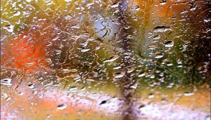 Очите ми се насълзиха, поредните ненужни дрехи на някой!