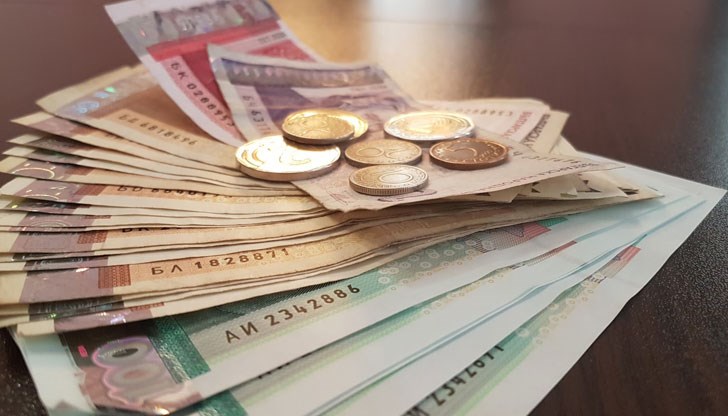 Заплатите у нас се увеличават с цели 12% на годишна база