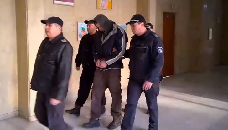 Съдът го остави за постоянно в ареста Съдът го остави за постоянно в ареста