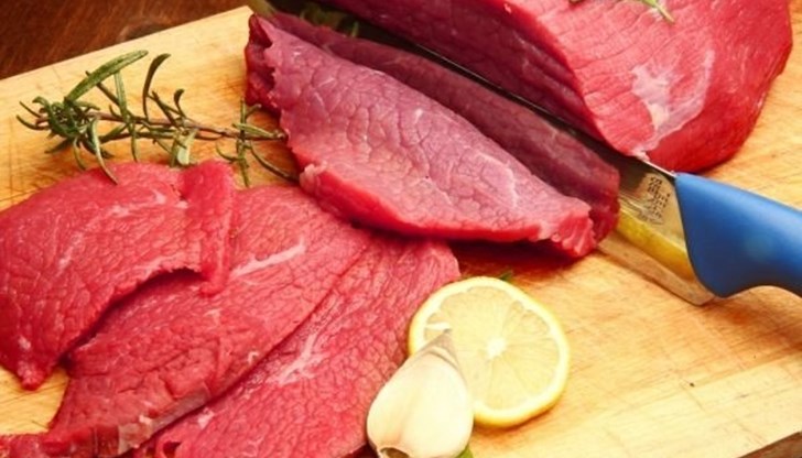 Българските майстори на ножа са водени от директора на „Свинекомплекс Голямо Враново“