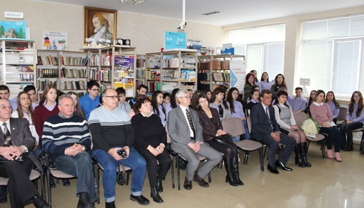 Учениците презентираха общо 36 паметника, 8 паметни плочи и 1 музей на територията на региона