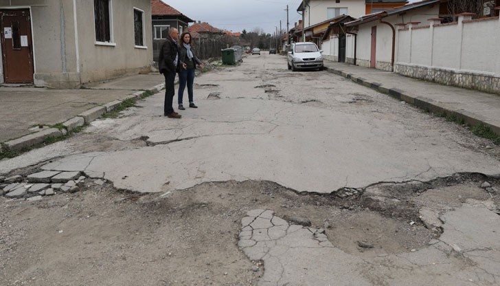 Г-н Нунев установи, че пътищата в региона са в изключително лошо състояние