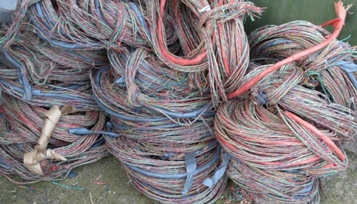 Кражбата е дело на двама мъже от Русе Кражбата е дело на двама мъже от Русе