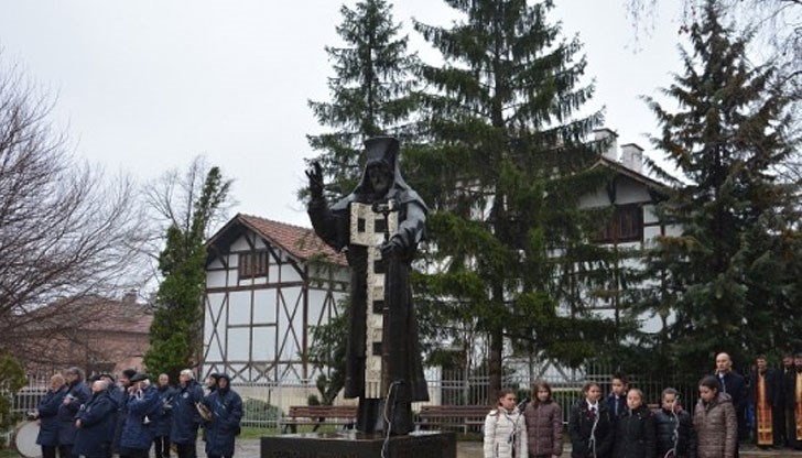 Светецът-будител е духовен закрилник на Враца