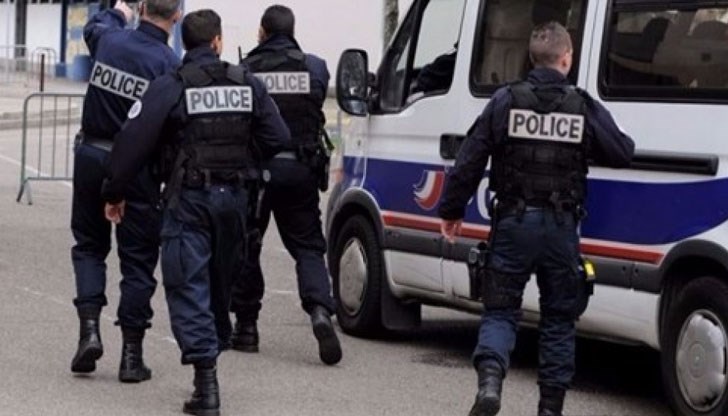 Полицията е арестувала Стефан Поусие в дома му в Див сен Мер Полицията е арестувала Стефан Поусие в дома му в Див сен Мер