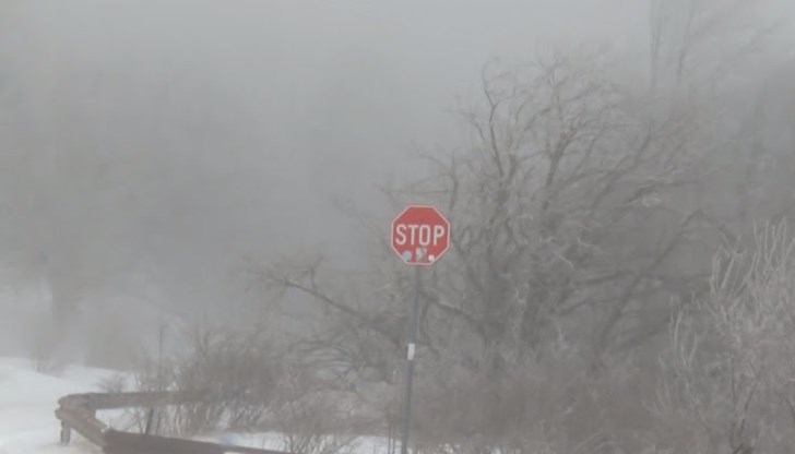 Пътищата към много от населените места в общината не са почистени и заради това са затворени