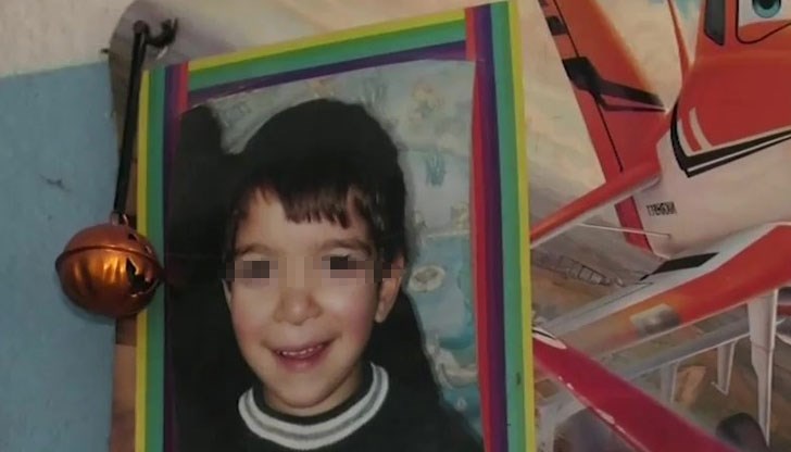 5-годишното дете трябвало да бъде прието в клиника в Германия на 7 ноември, но издъхва на 29 октомври