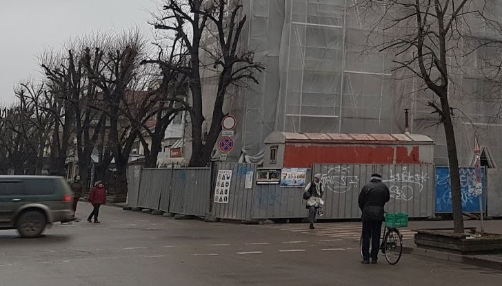 Откраднатият перфоратор е на стойност за около 200 лева Откраднатият перфоратор е на стойност за около 200 лева