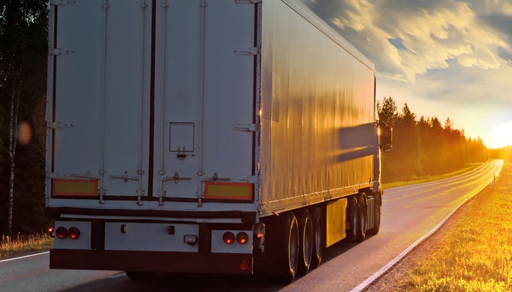 Той заминал за чужбина, за да изхранва семейството си