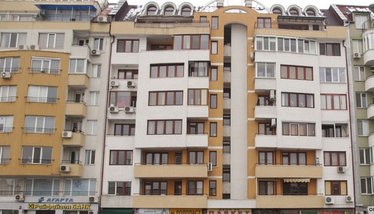 Съпрузи се развеждат, за да вземат нов имот